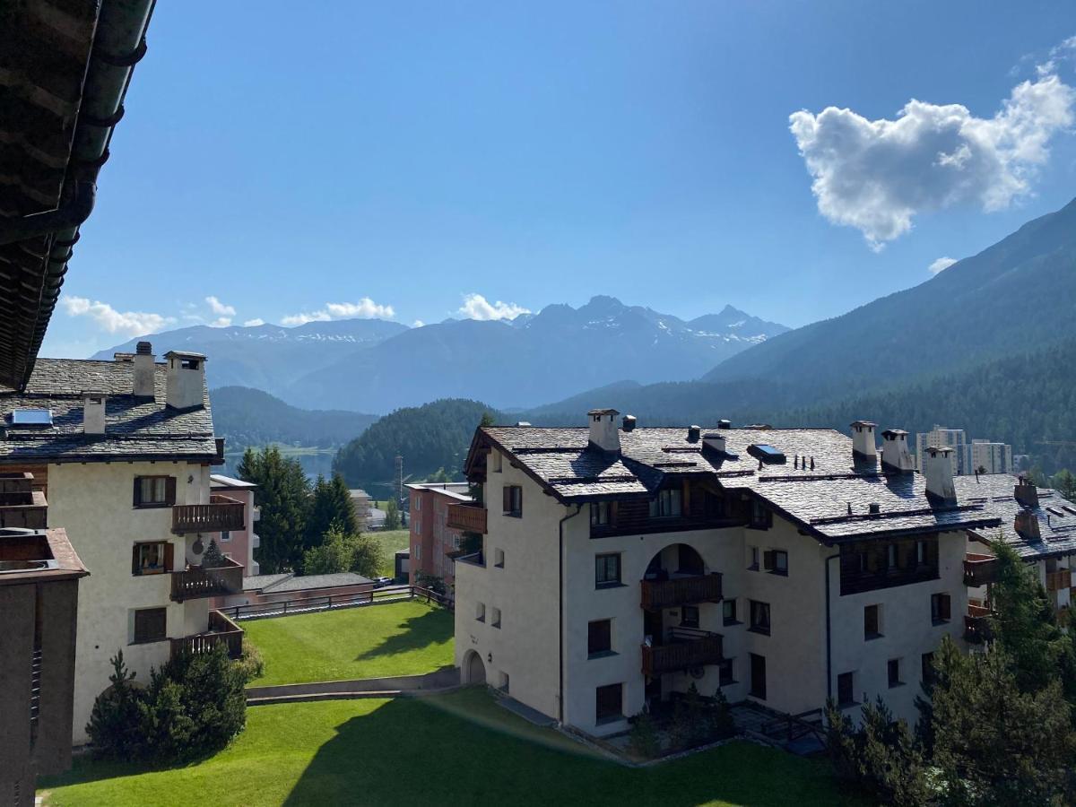 Bilocale Nuovo St. Moritz Chesa Arlas Exterior photo